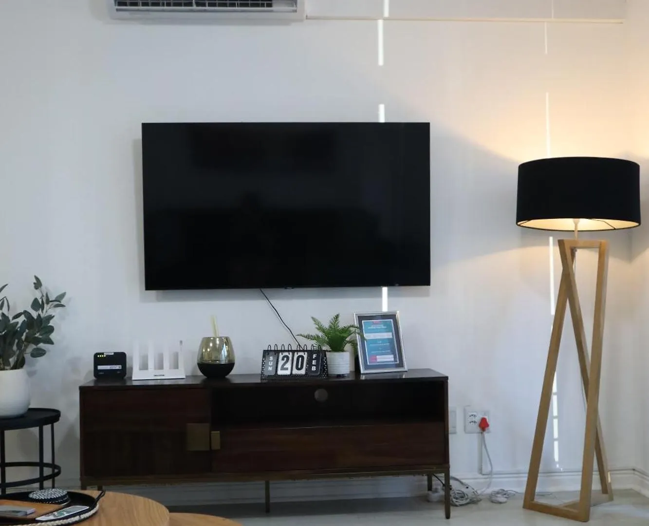 Cozy 1-Bedroom Apartment In Amazing Cape Town With Wifi, Ac