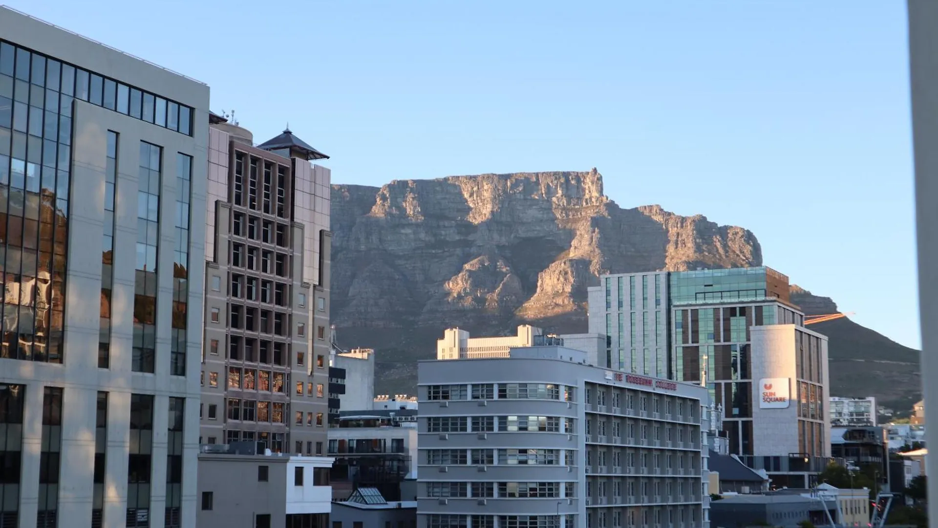 Cozy 1-Bedroom Apartment In Amazing Cape Town With Wifi, Ac South Africa